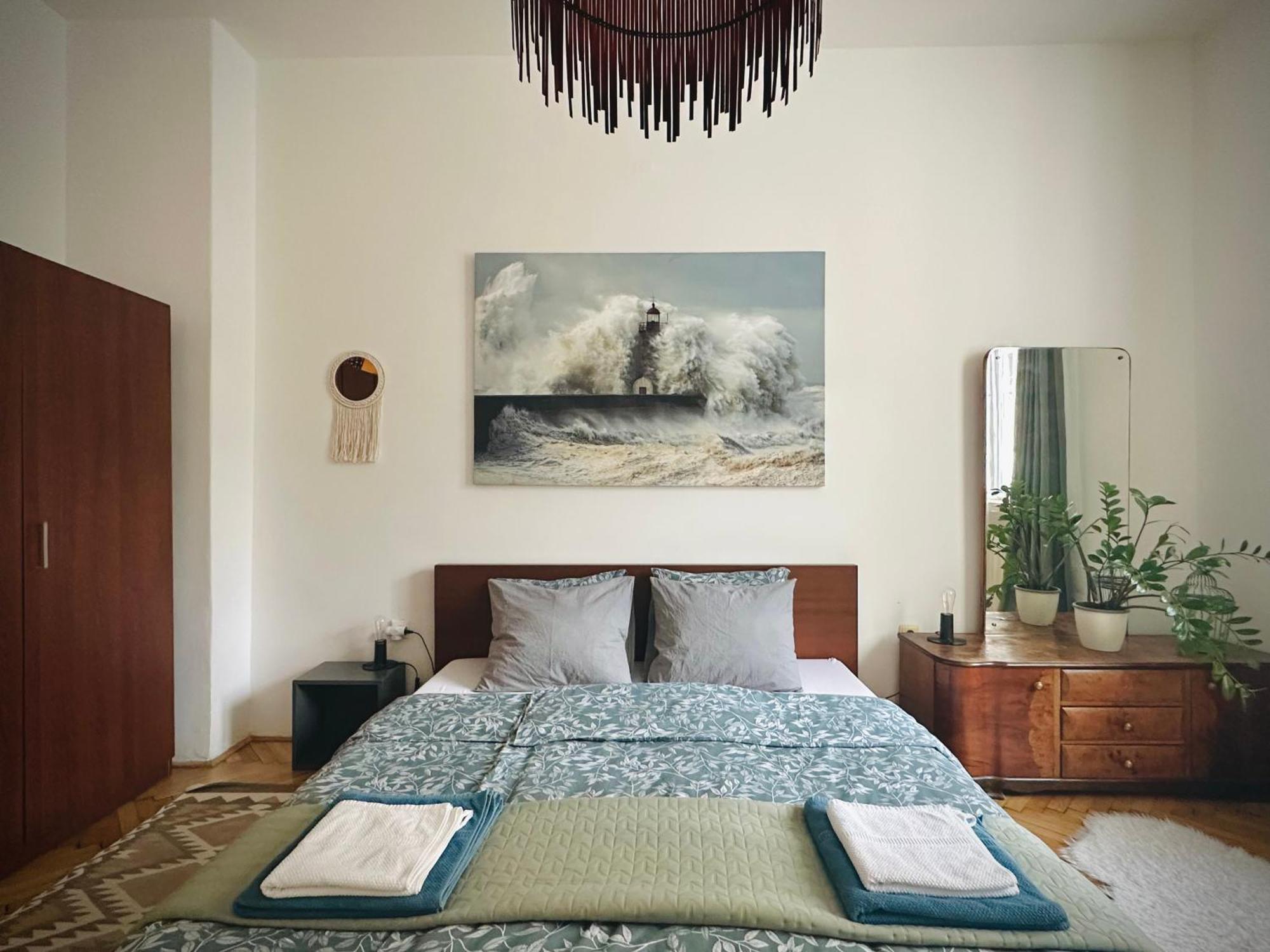 Boho Apartment In Old Town Братислава Экстерьер фото