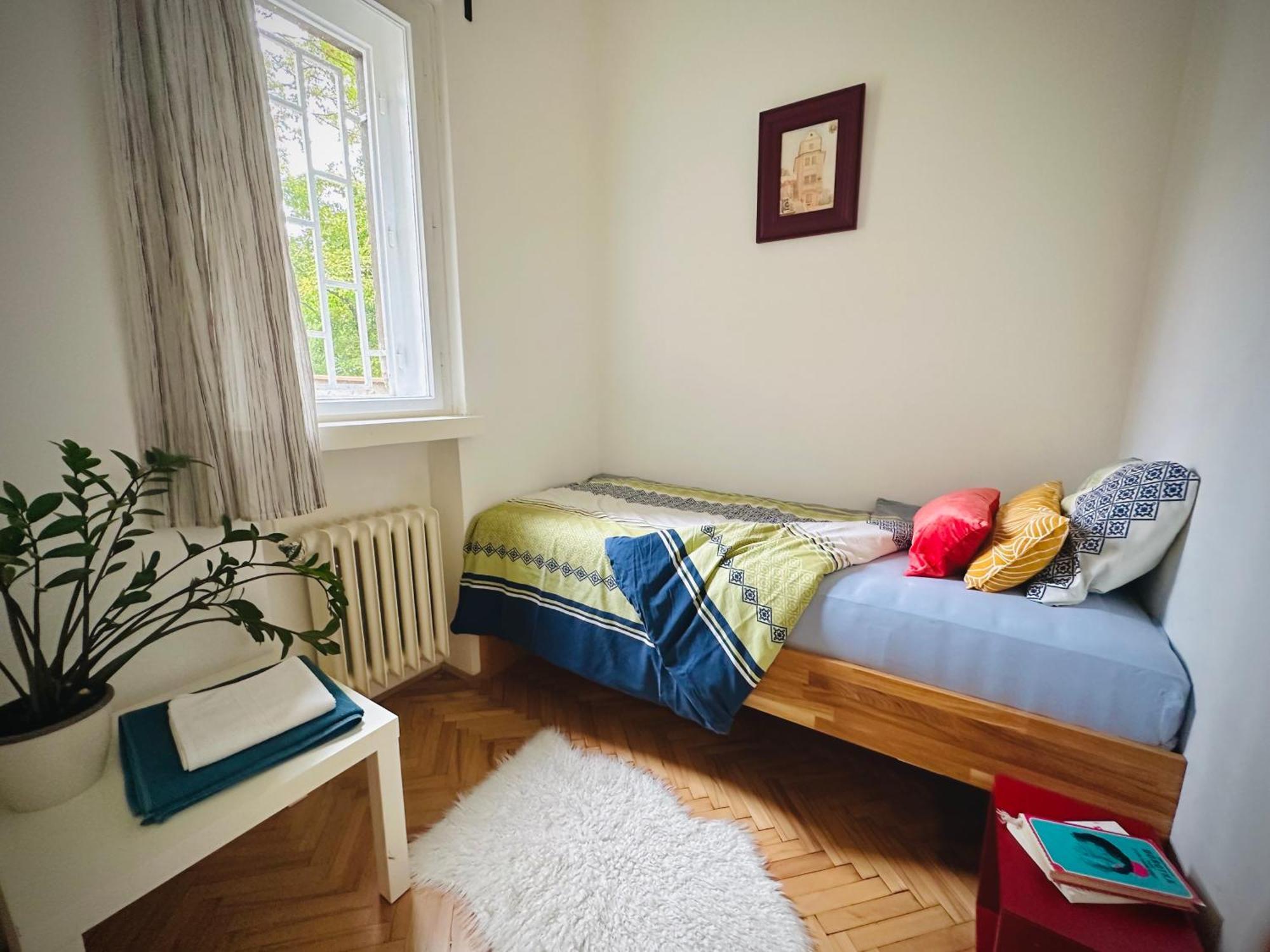 Boho Apartment In Old Town Братислава Экстерьер фото