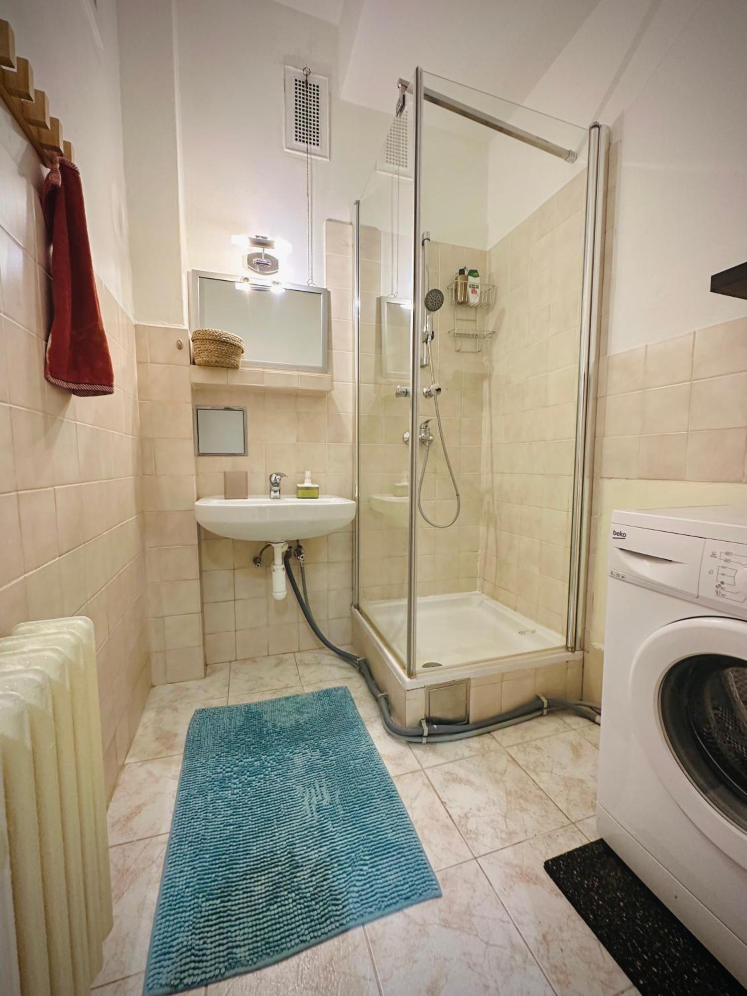 Boho Apartment In Old Town Братислава Экстерьер фото